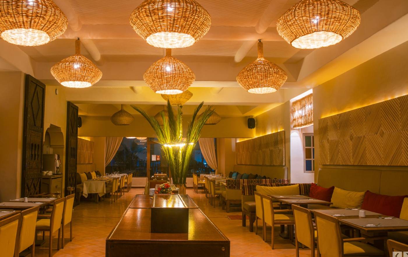 Borjs Hotel Suites & SPA