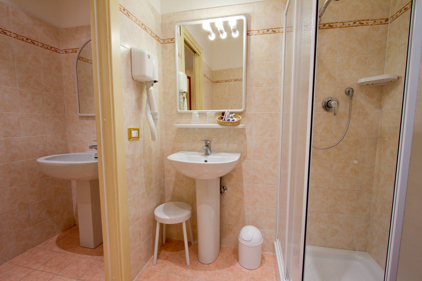 Hotel-Conterie-Room-35