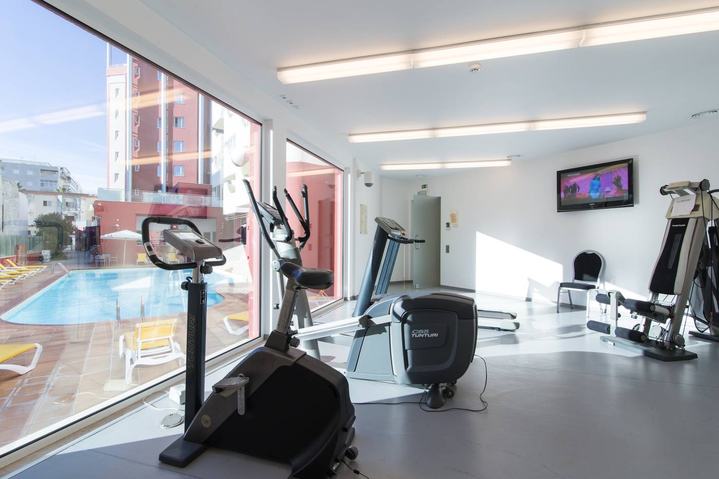 Quarteira-Sol-Hotel-Sports-and-Entertainment-30