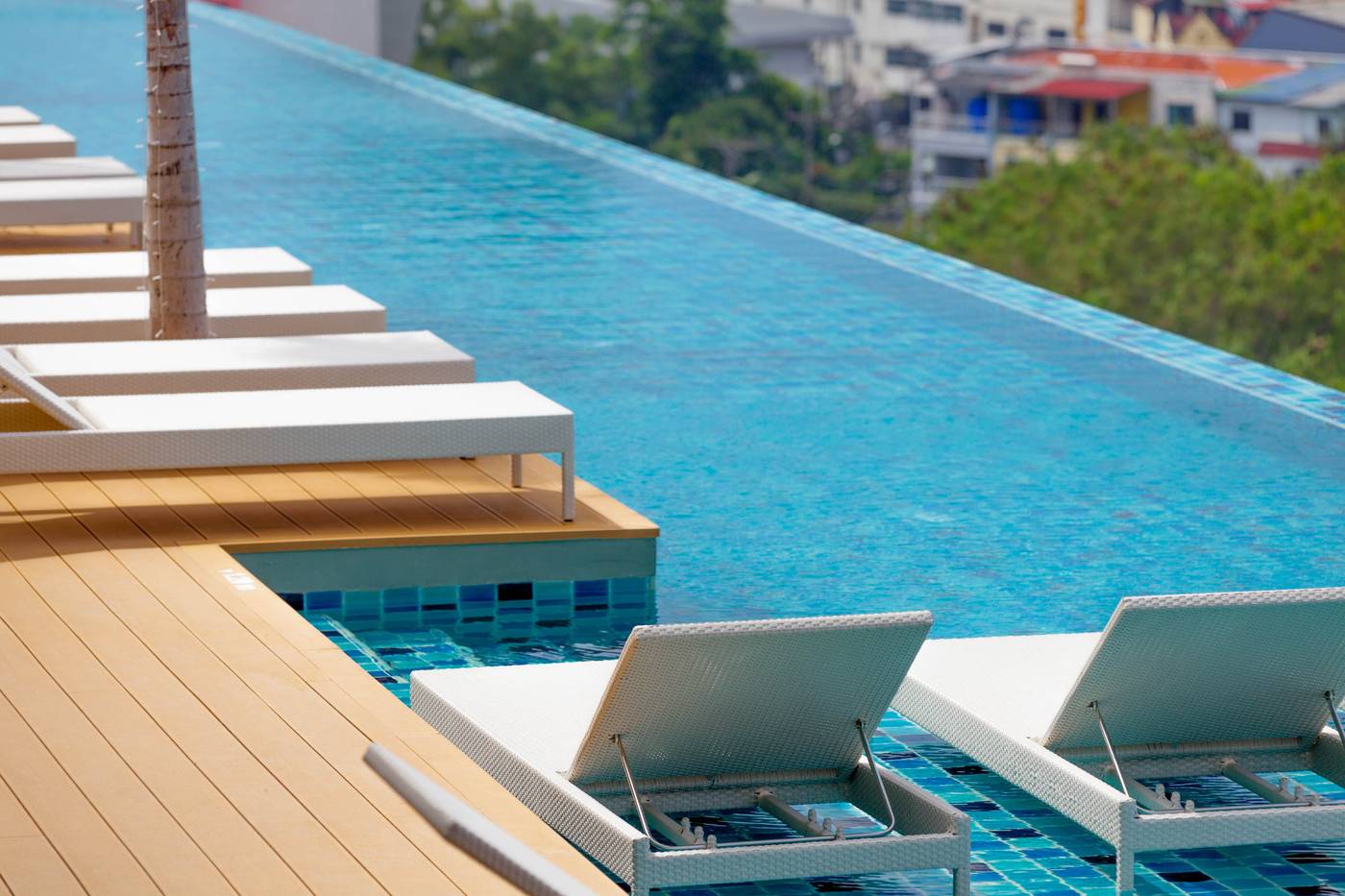The-Marina-Phuket-Hotel-Pool-5