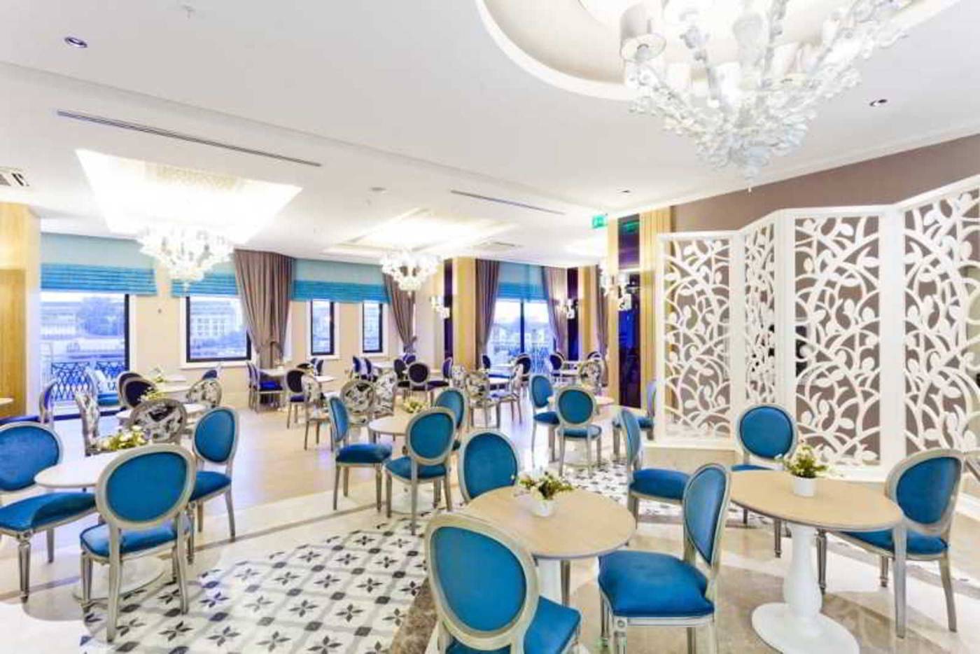 Villa-Side-Residence-Restaurant-36