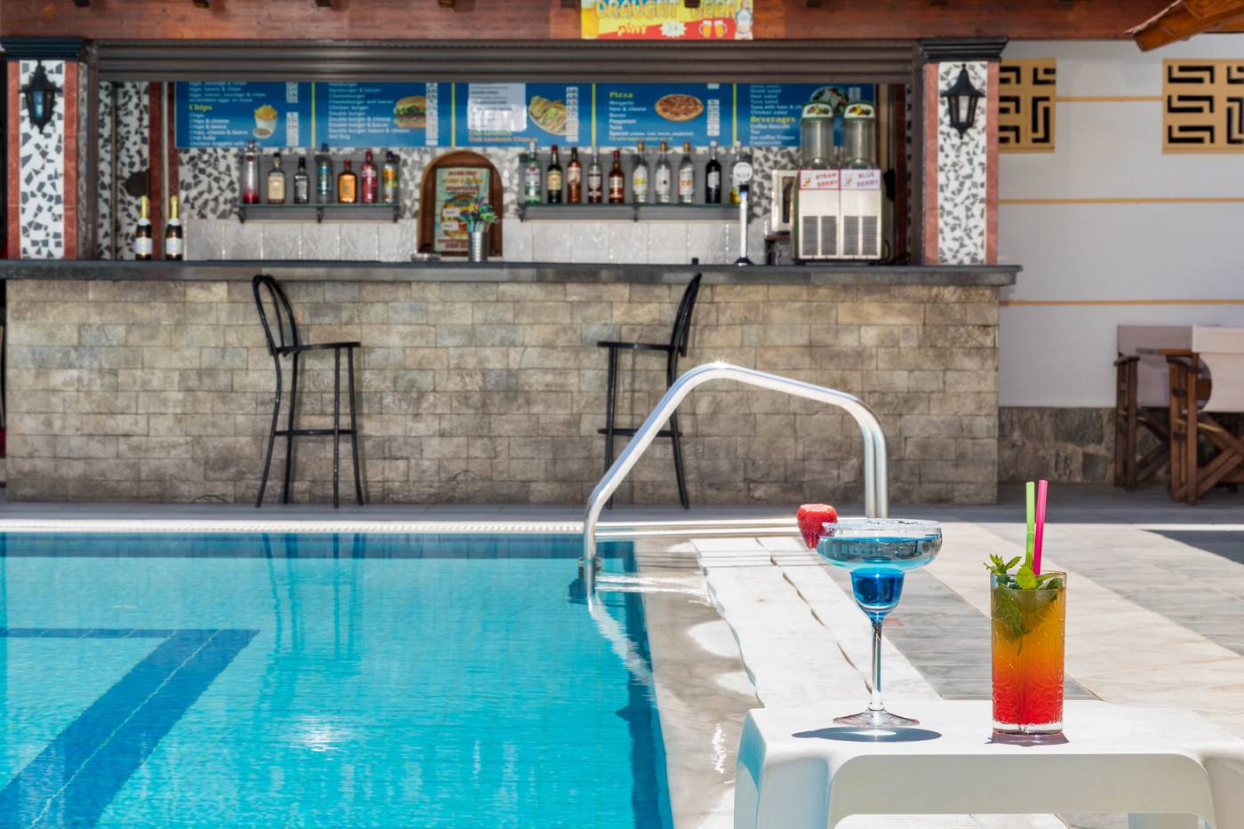 Lefkimi-Hotel-Pool-12