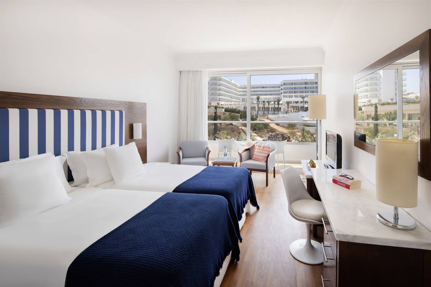 Grecian-Sands-Hotel-Room-19