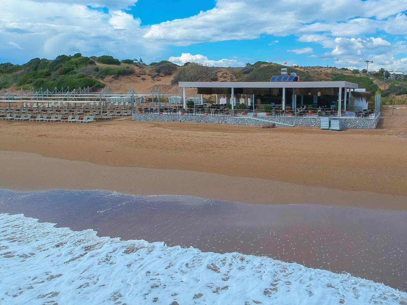 Side-Crown-Sunshine-Beach-65