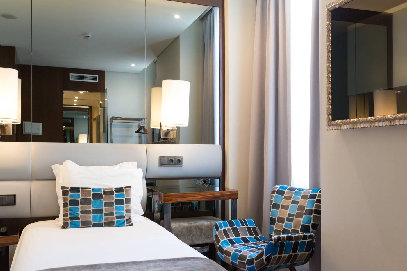 TURIM-Terreiro-do-Paco-Hotel-Room-13