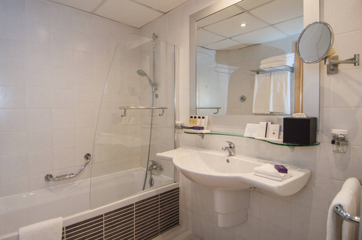 Verdi-St--George-s-Bay-Marina-Room-33