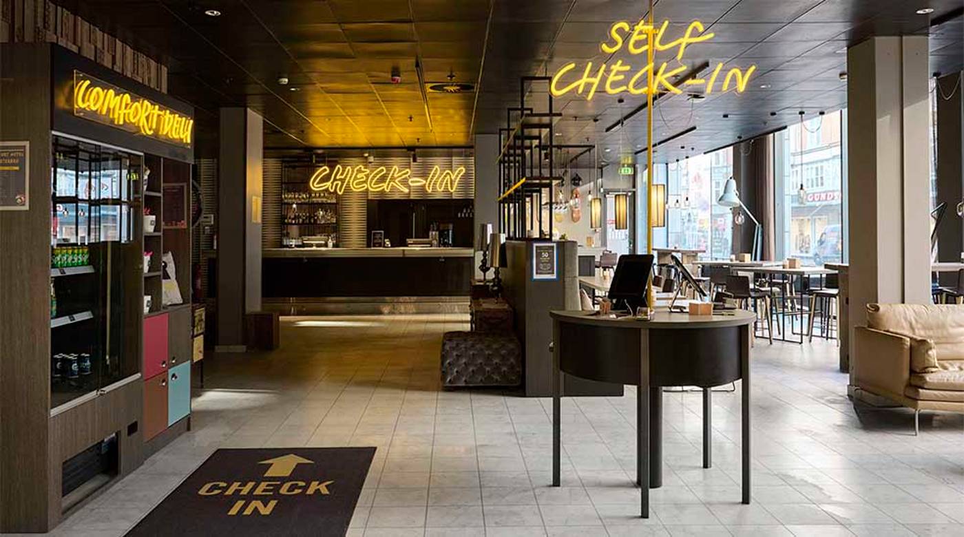 Comfort-Hotel-Vesterbro-Lobby-12