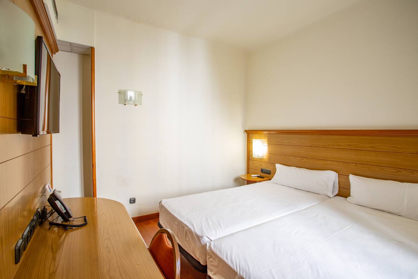 Aquaria-Negresco-Room-34