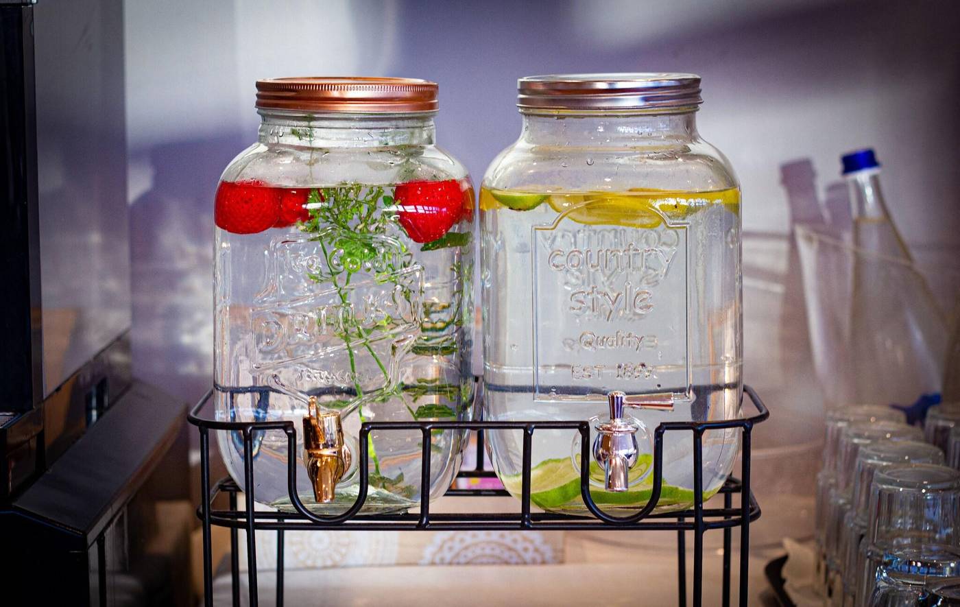 Hotel-Tuscany-Inn-Lobby-34