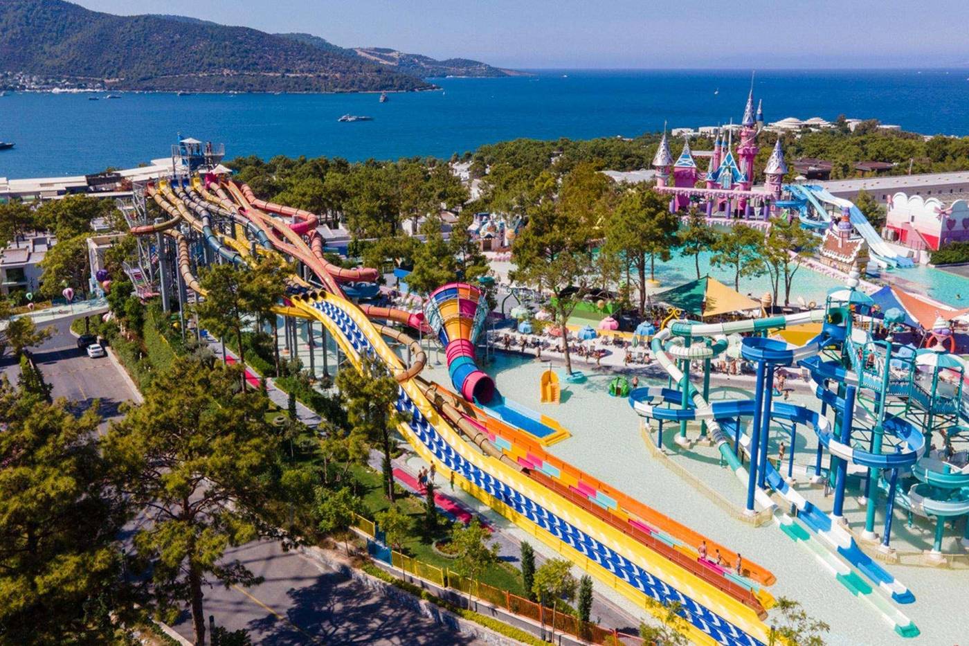 Vogue-Hotel-Supreme-Bodrum-General-view-87