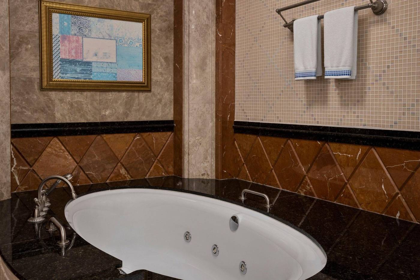 Habtoor-Grand-Resort--Autograph-Collection-Room-87