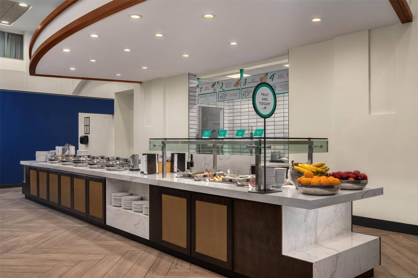 Embassy-Suites-Boston-Logan-Airport-Restaurant-31