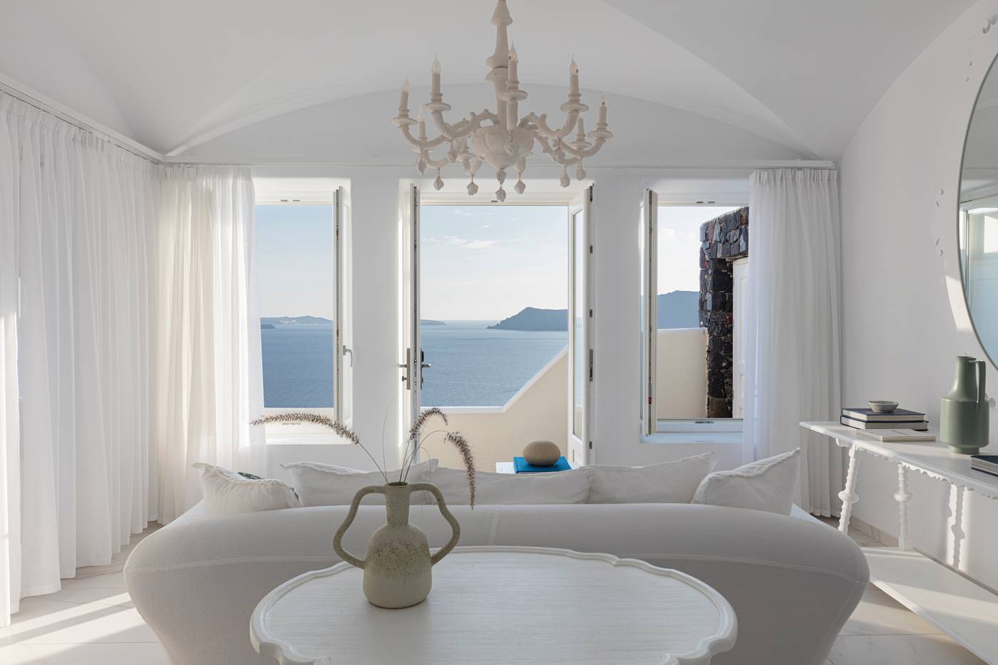 Canaves-Oia-Suites---Adults-Only-Room-20