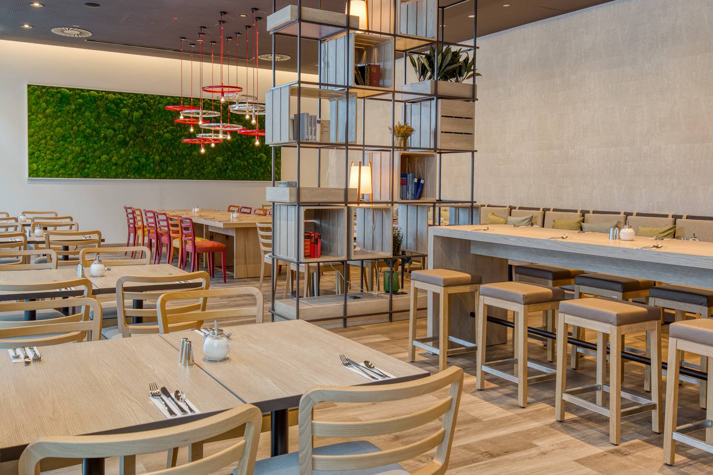 IntercityHotel-Berlin-Airport-BER-Terminal-1-2-Restaurant-51