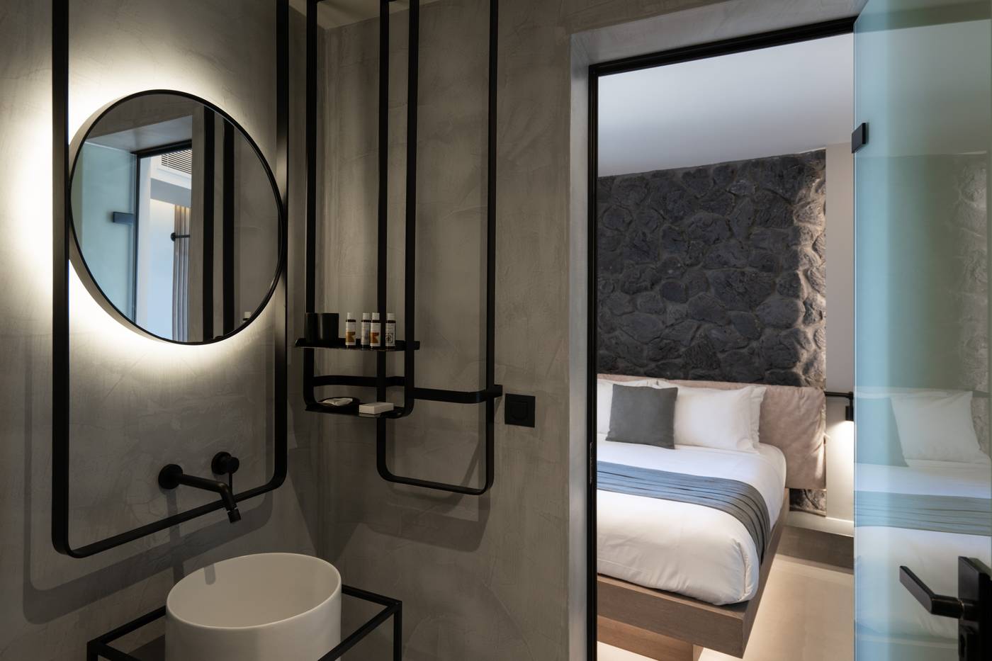 Apikia-Santorini-Room-45