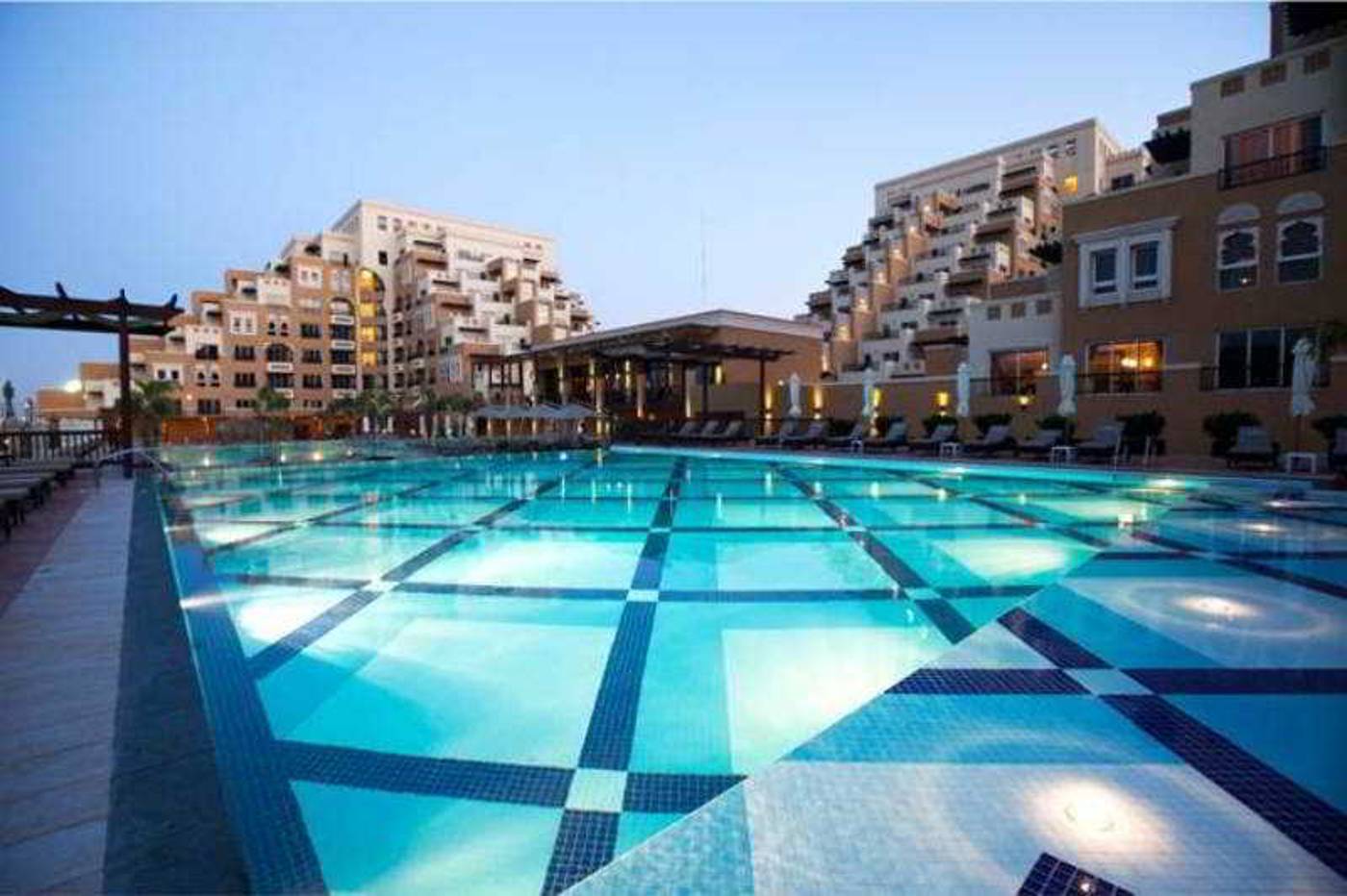 Rixos-Bab-Al-Bahr-Pool-14