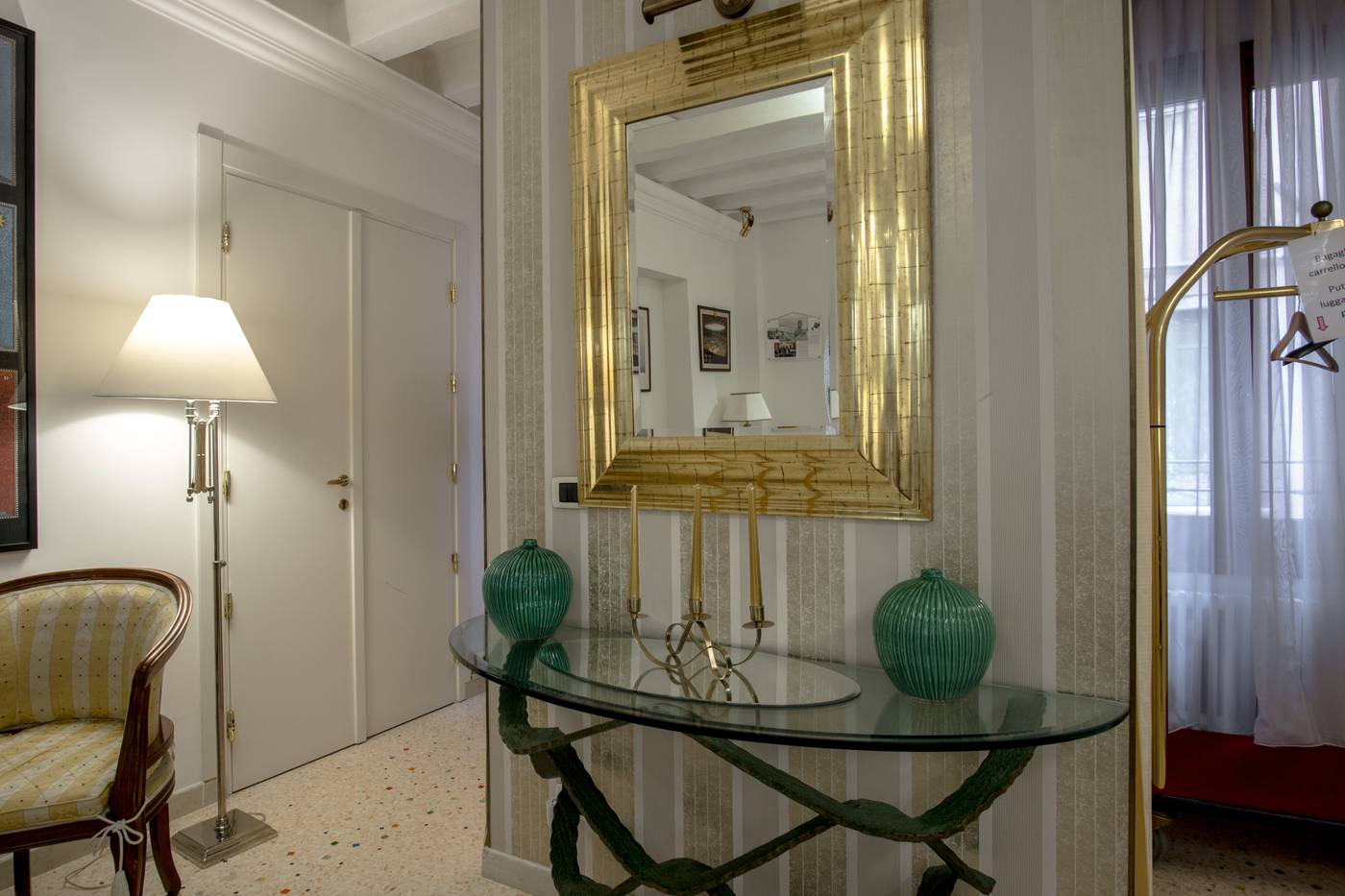 Antigo-Trovatore-Lobby-8