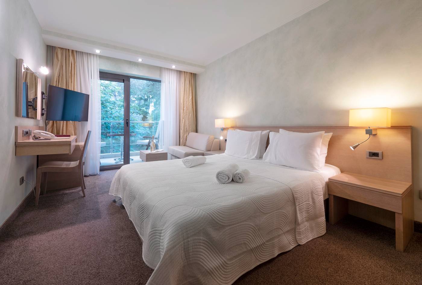 Monte-Casa-Spa-Wellness-de-Luxe-Room-13