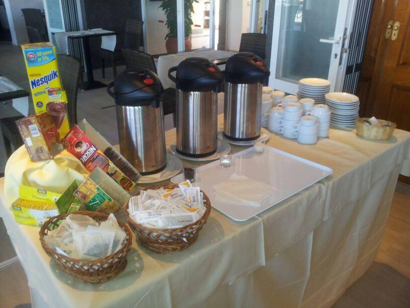 Lakiki-Restaurant-16