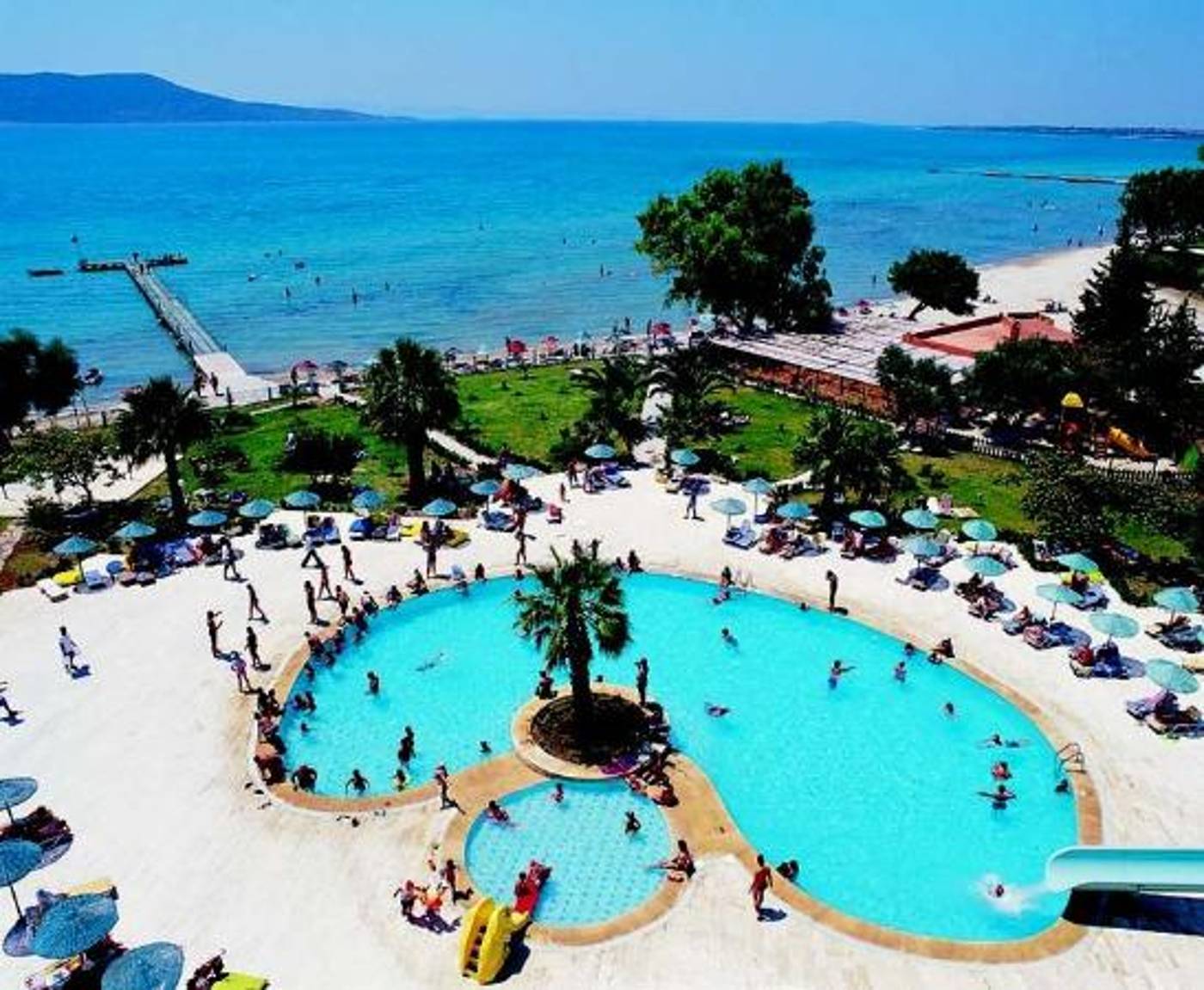 Holiday Resort Hotel