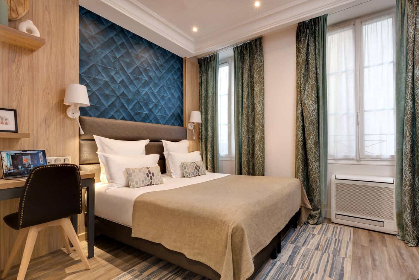 Serotel-Suites-Opera-Room-5