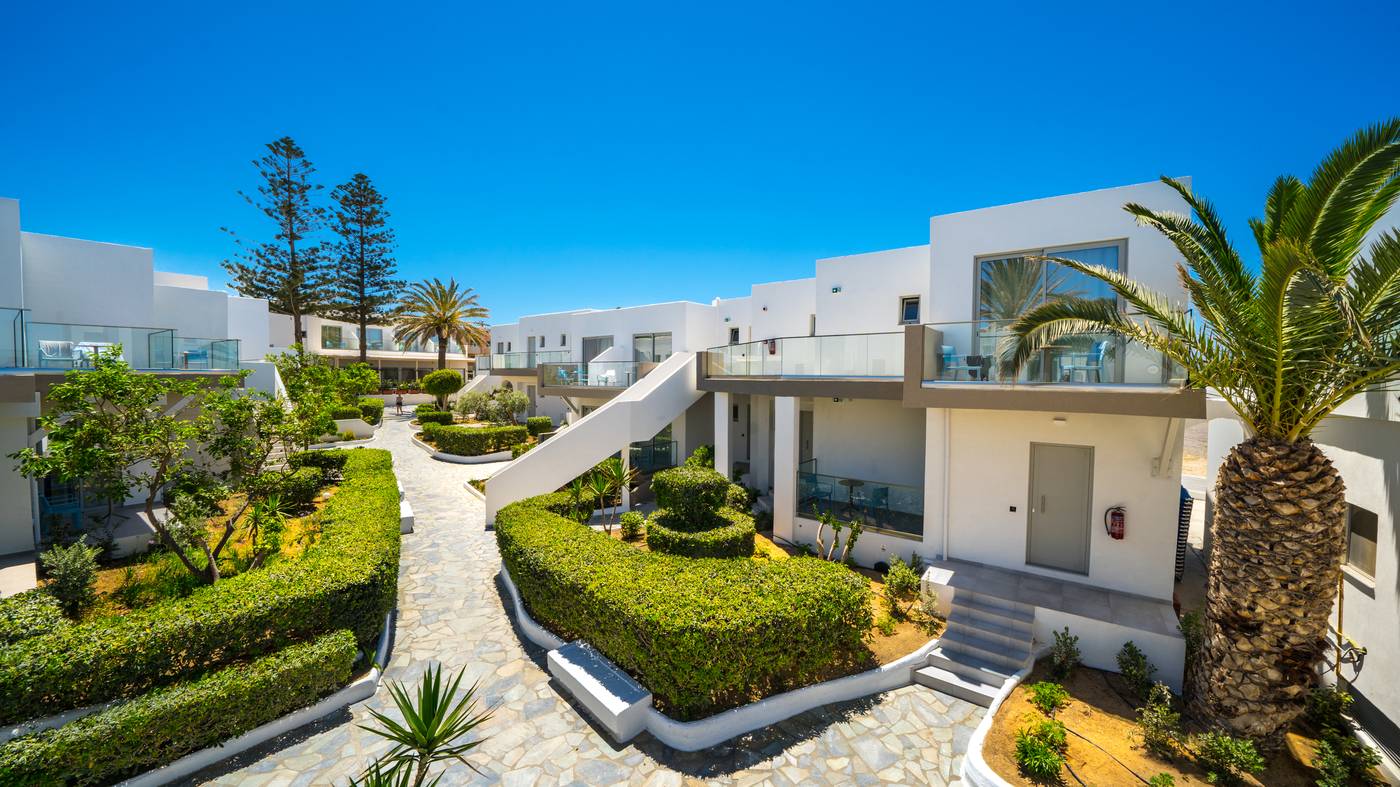 Adele-Beach-Hotel-General-view-10