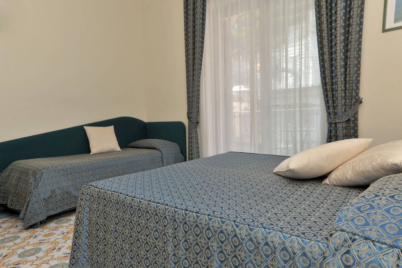 Santa-Lucia-Hotel-Room-14