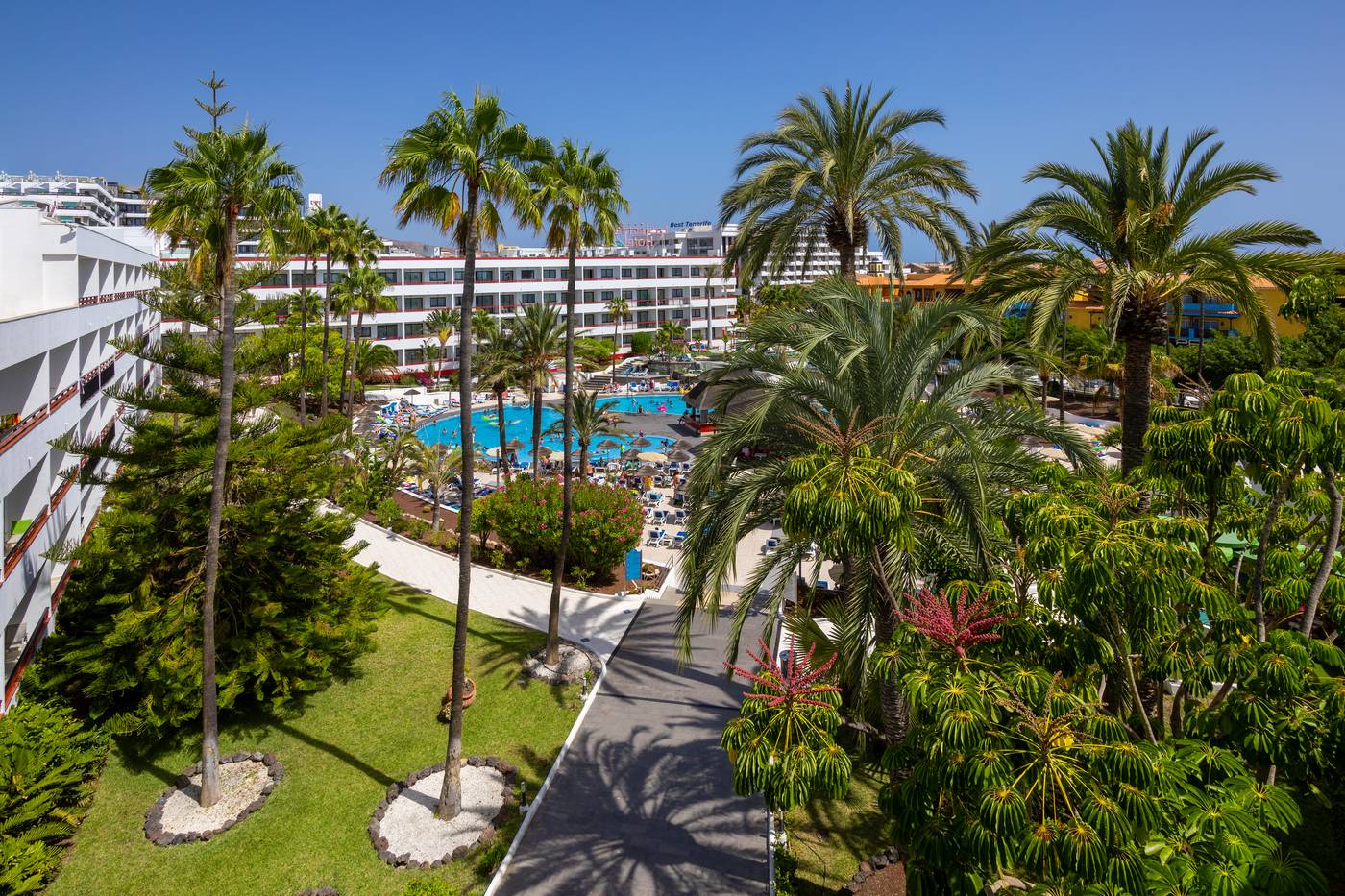 Alexandre-Hotel-La-Siesta-General-view-2