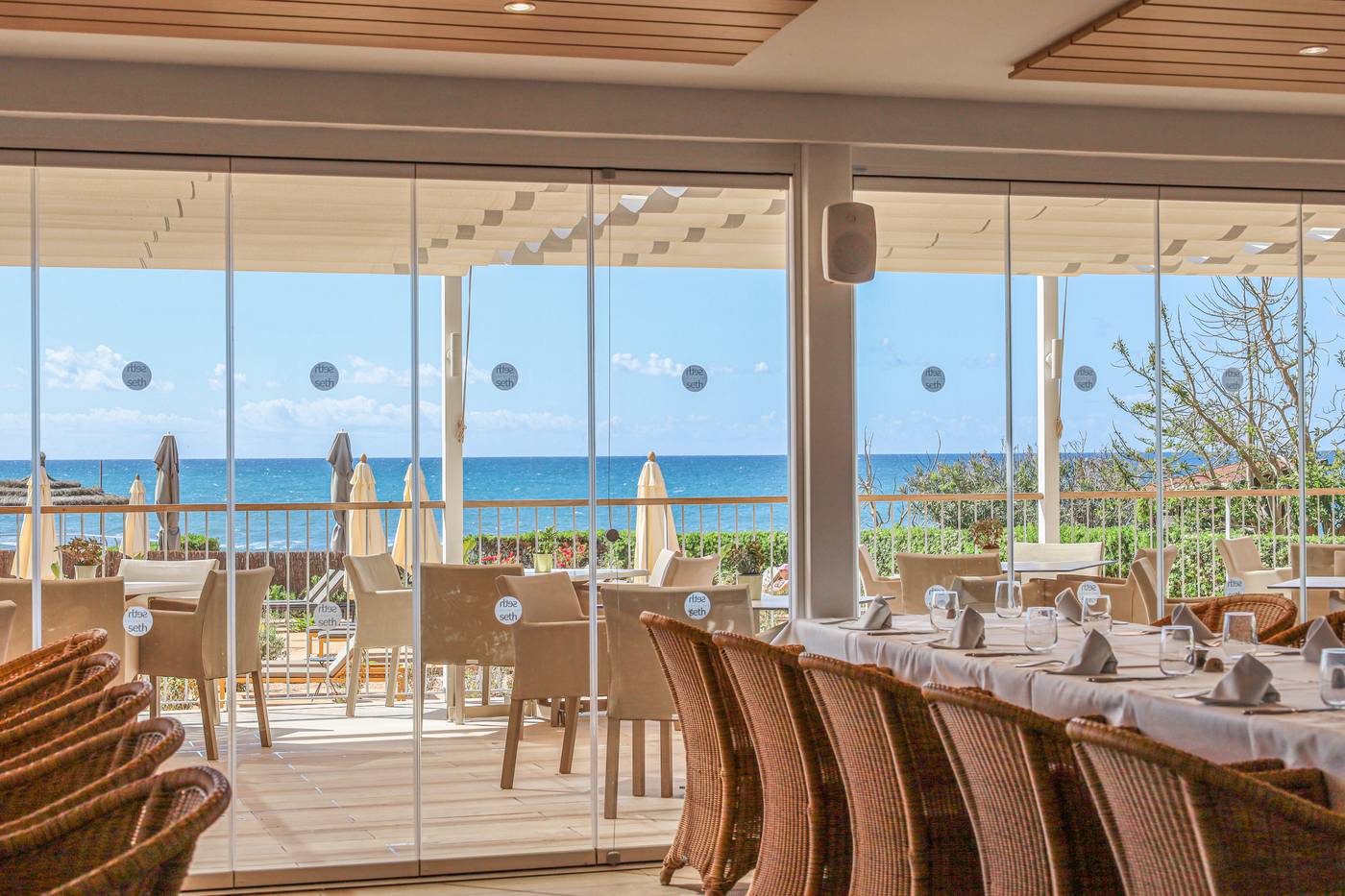 Hotel-55-Santo-Tomas-Restaurant-15