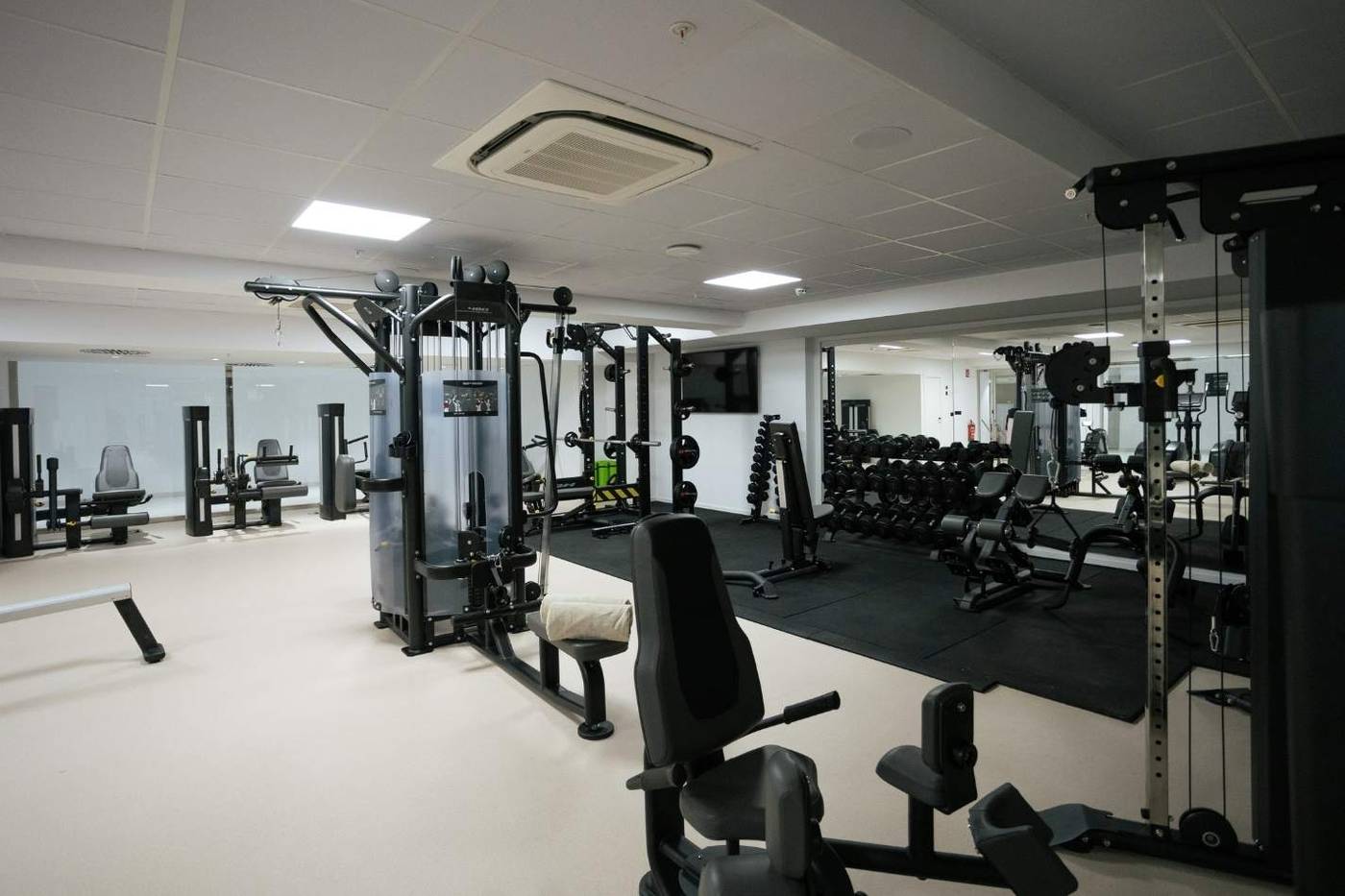 Magic-Fenicia-Sports-and-Entertainment-54