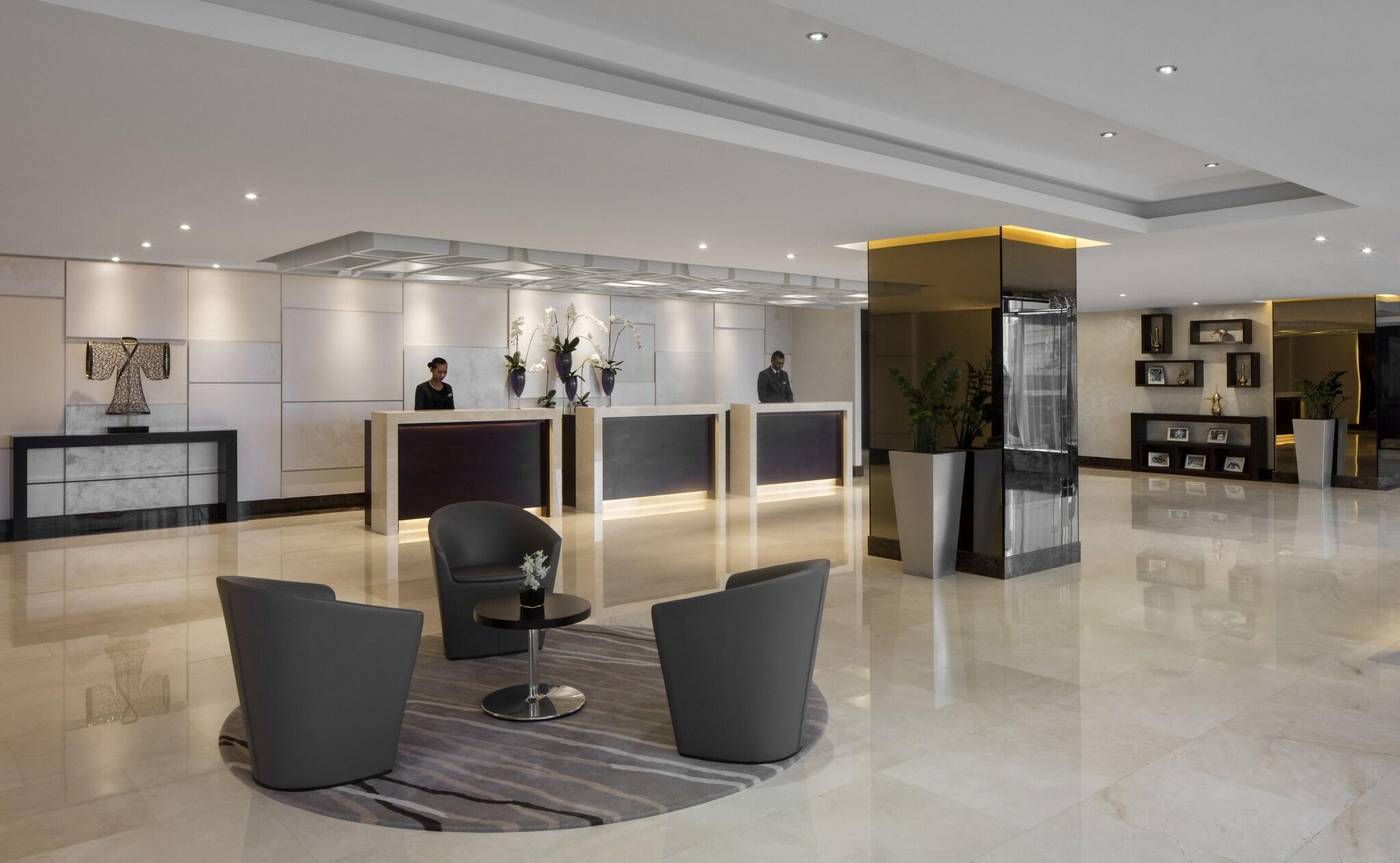 Jumeira-Rotana-Lobby-48