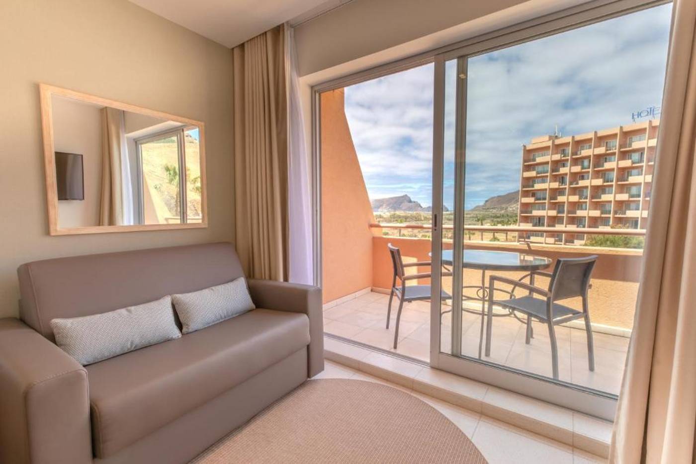 Vila-Baleira-Porto-Santo-Room-26