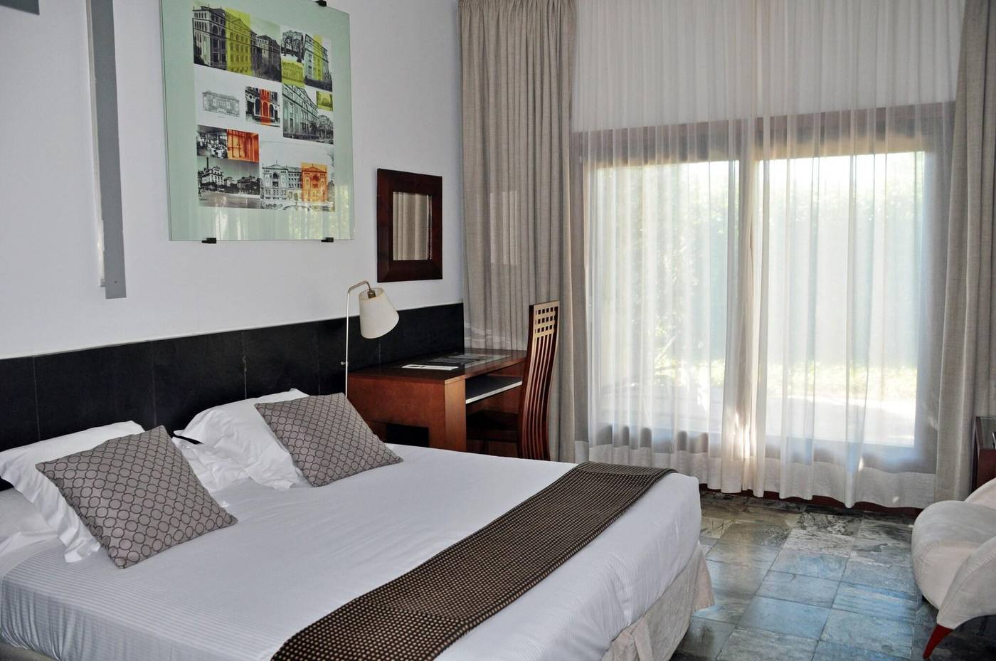 Mas-Passamaner-Room-42