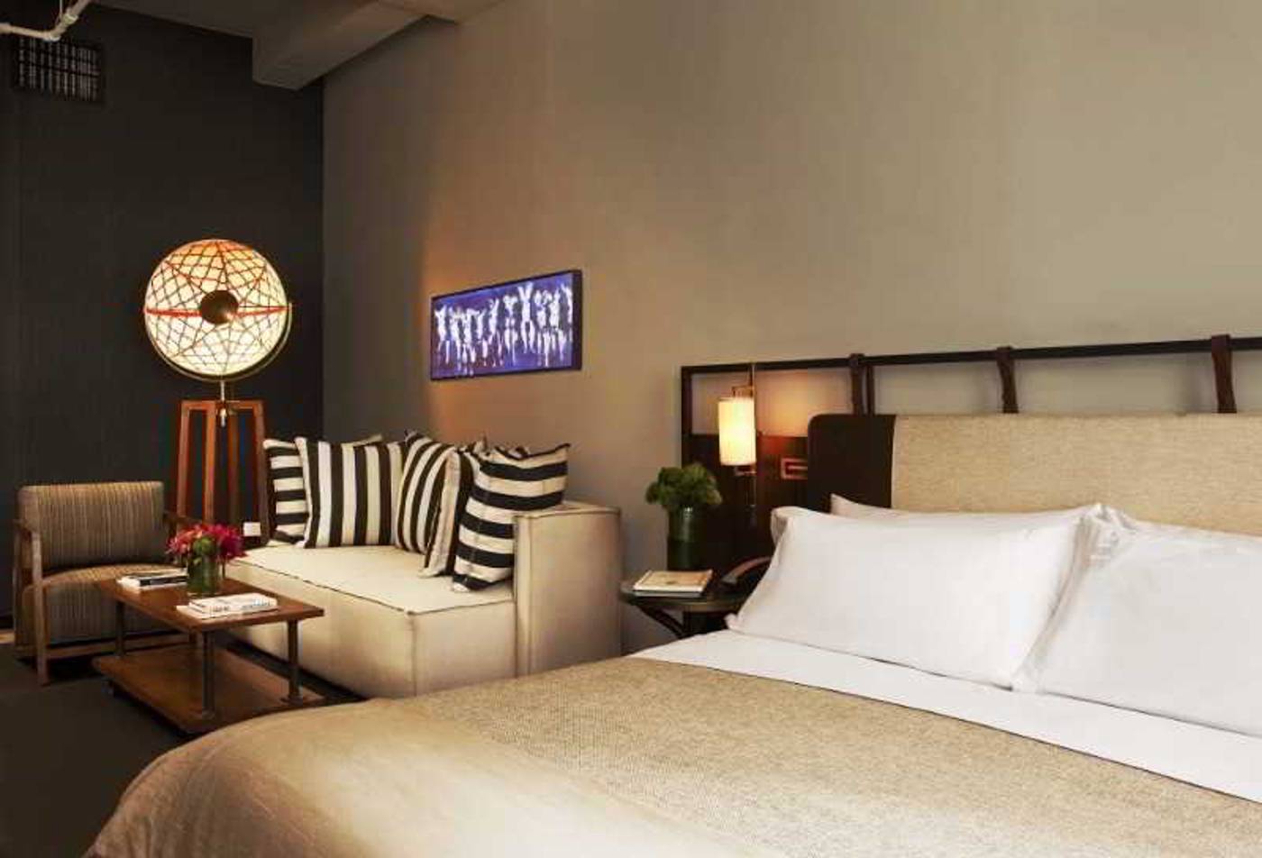 Refinery-Hotel-Room-13