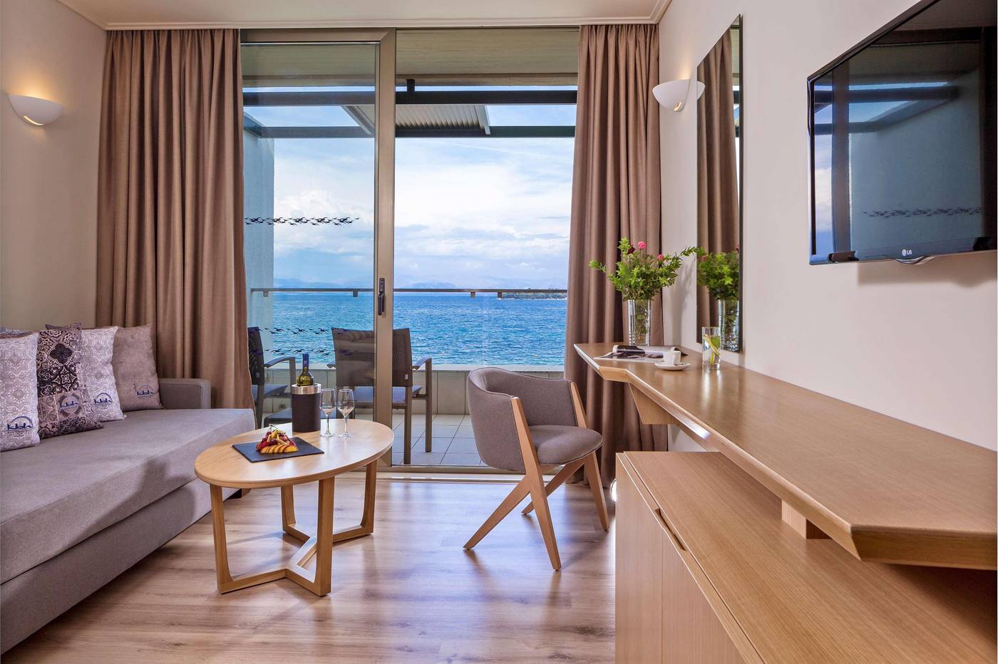 Kontokali-Bay-Room-27