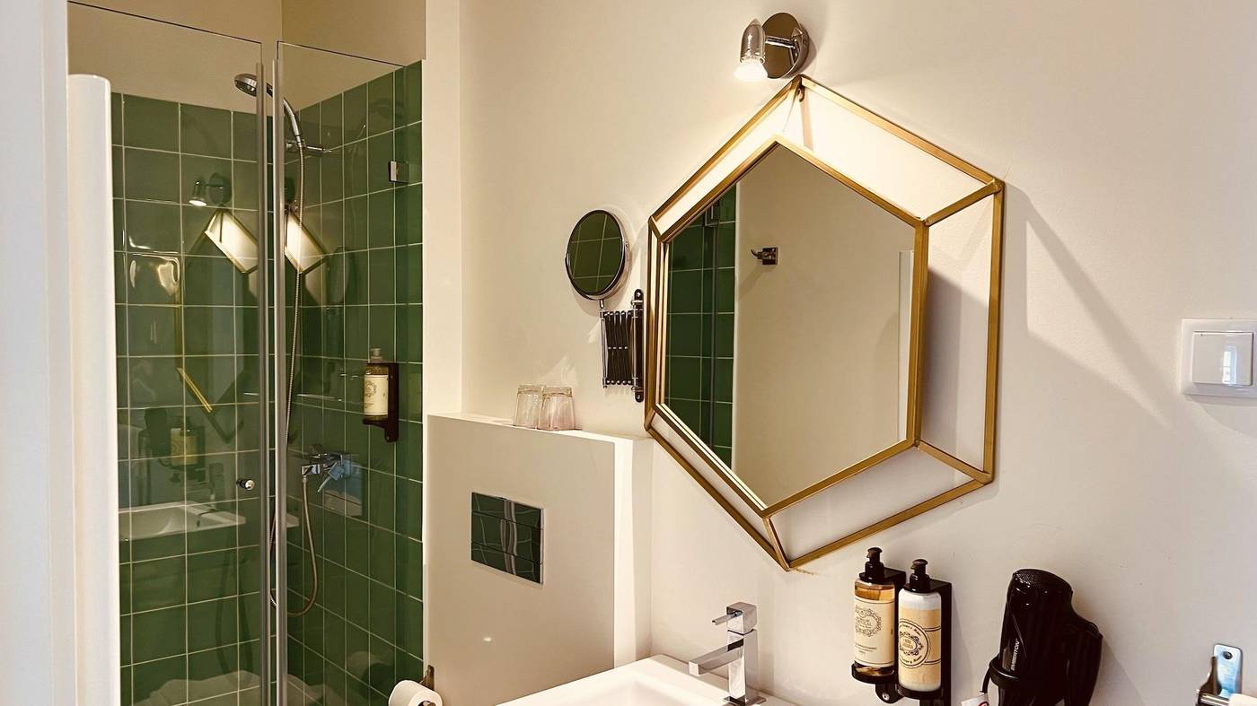 Monte-Belvedere-Hotel-By-Shiadu-Room-21