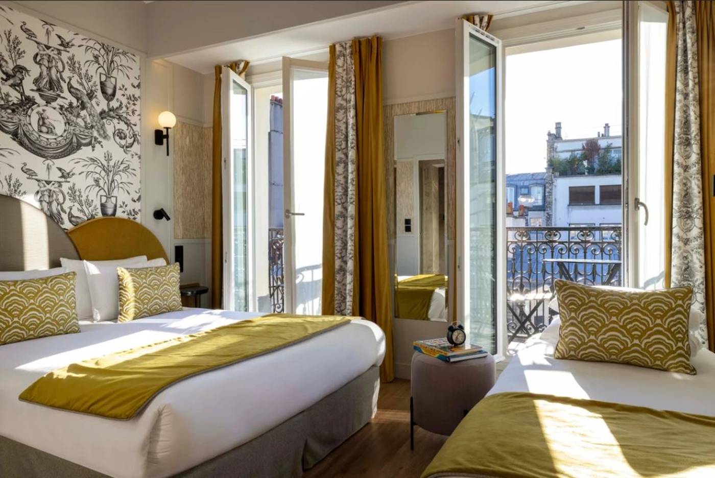 Grand-Hotel-Leveque-Room-3