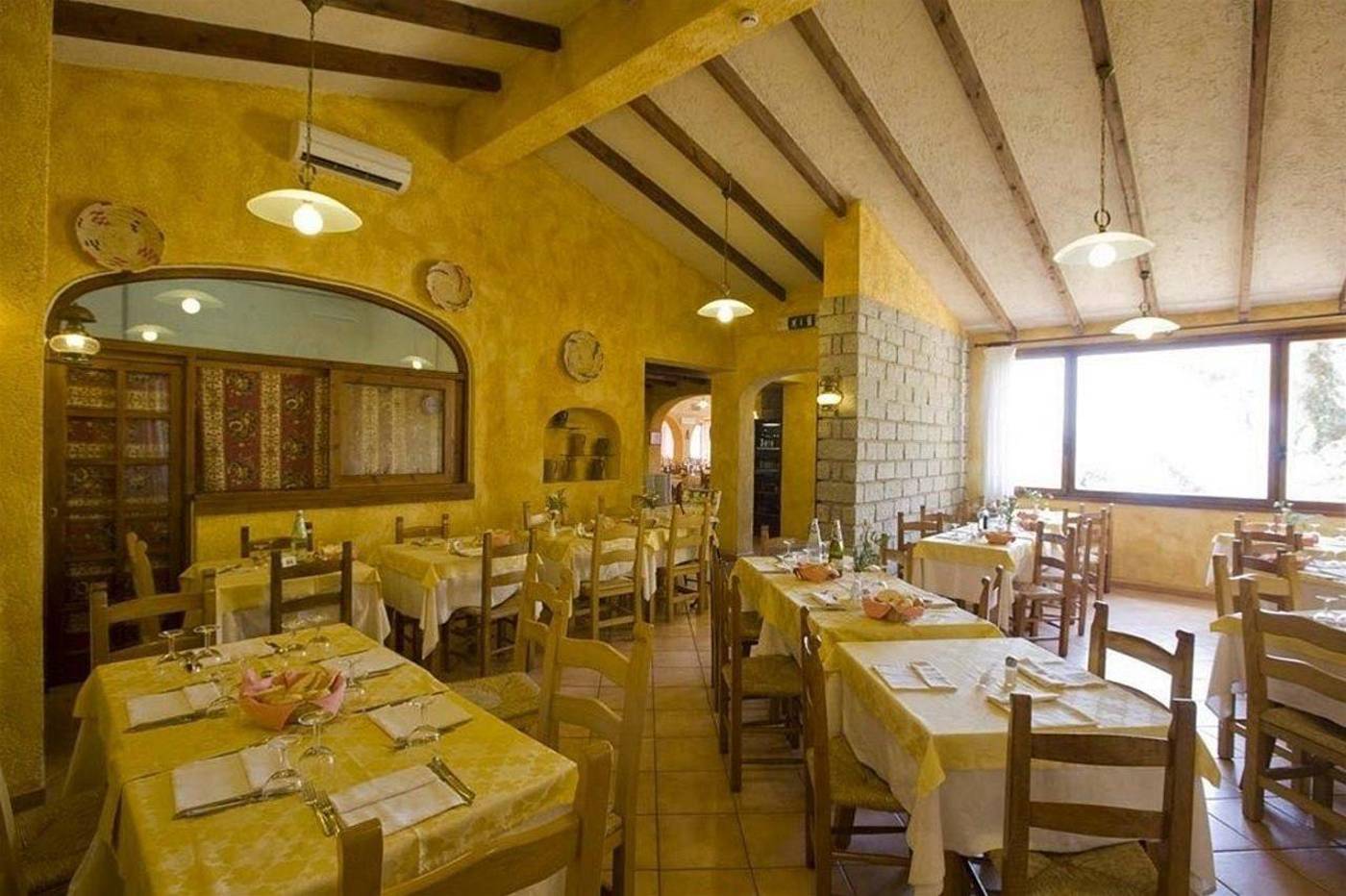 Hotel-Shardana-Restaurant-18
