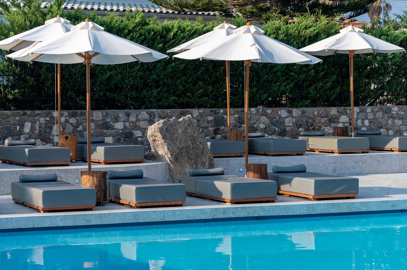 Diamond-Apartments-Pool-6