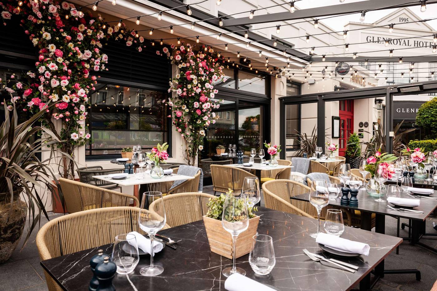 Glenroyal-Hotel---Leisure-Club-Bar-35