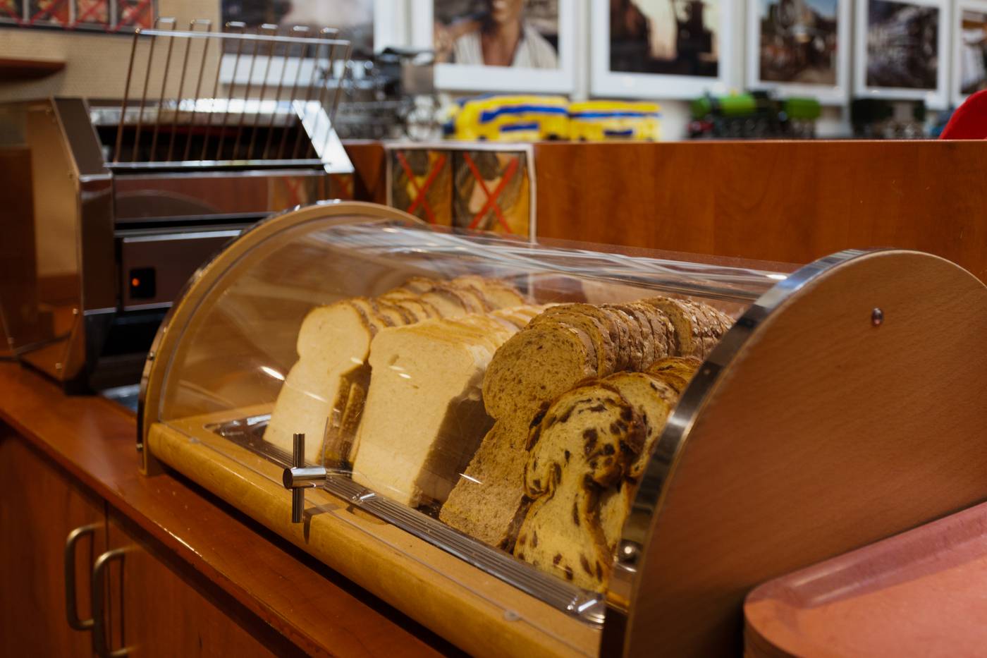 A-train-Restaurant-66