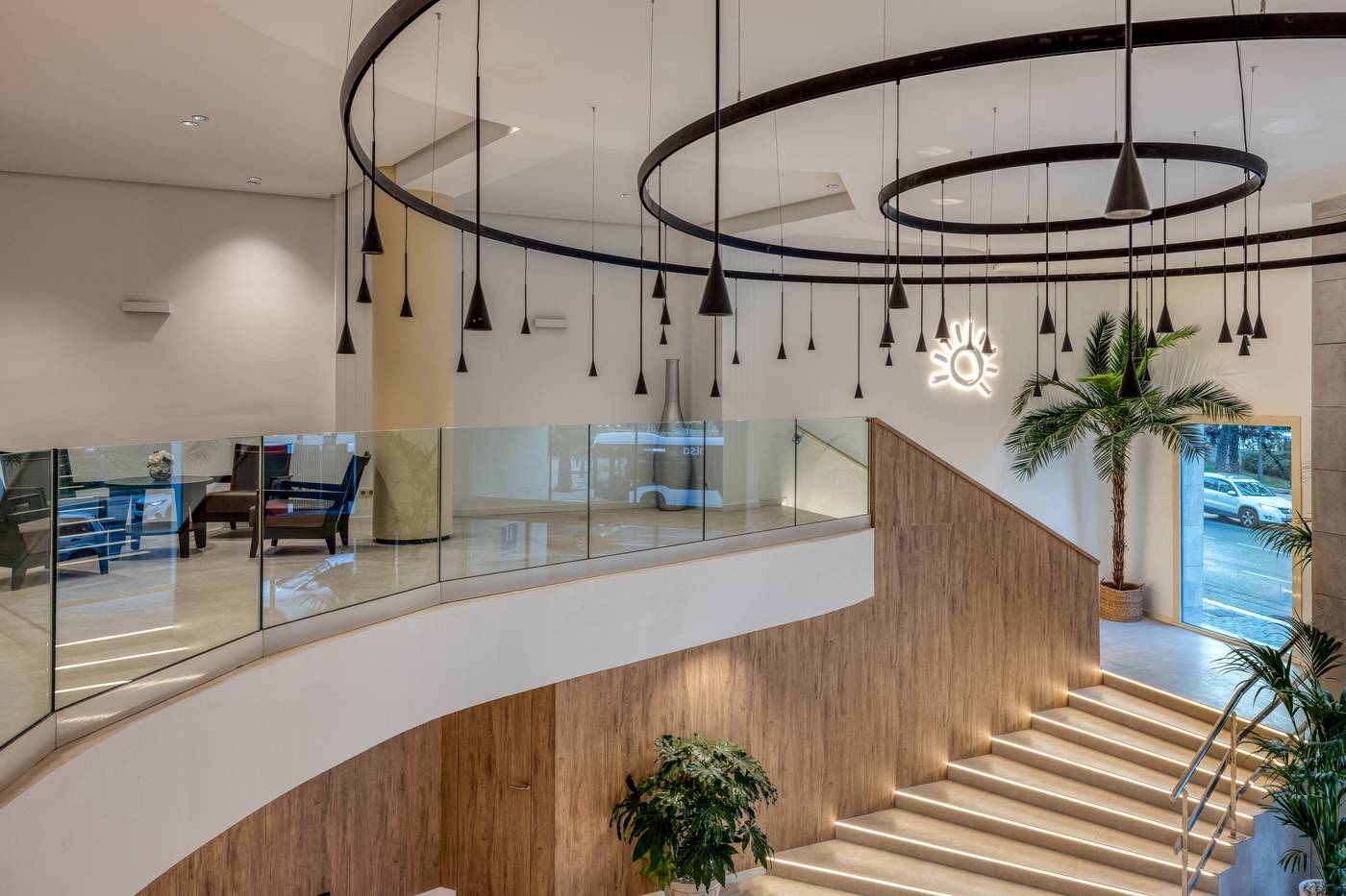 Ohtels-Gran-Hotel-Almeria-Lobby-39