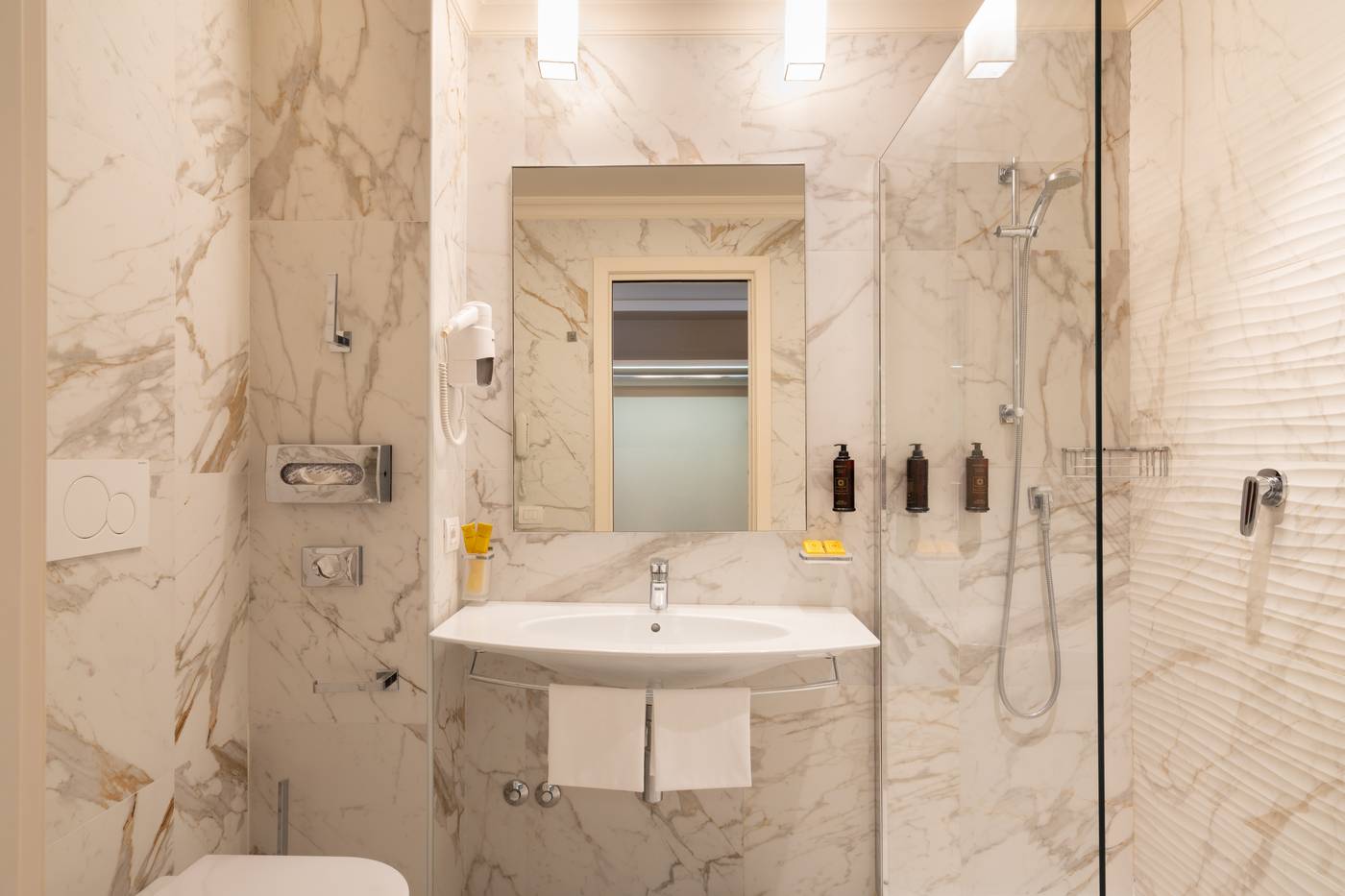 Cristoforo-Colombo-Room-25