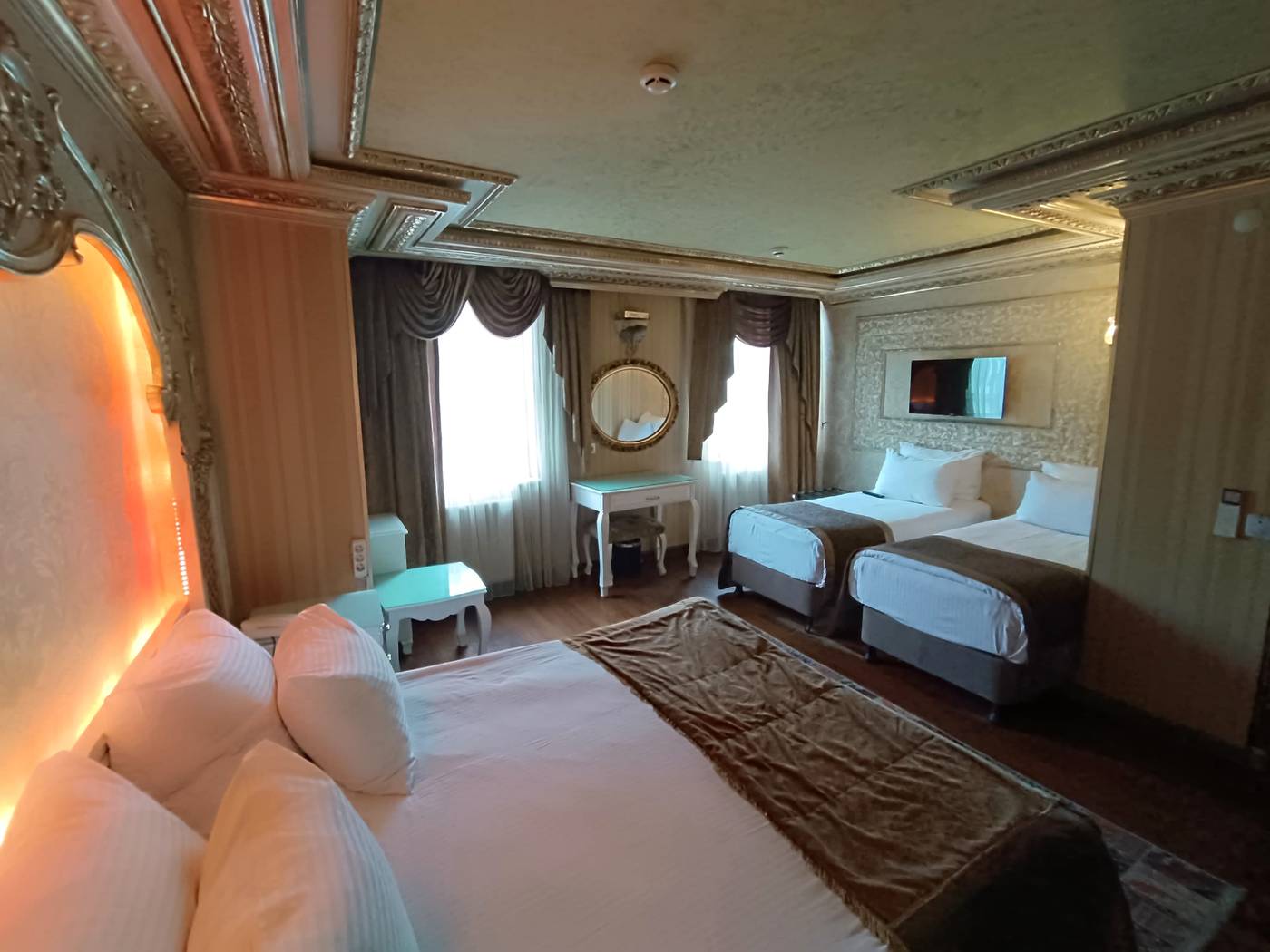 Golden-Horn-Sirkeci-Room-54