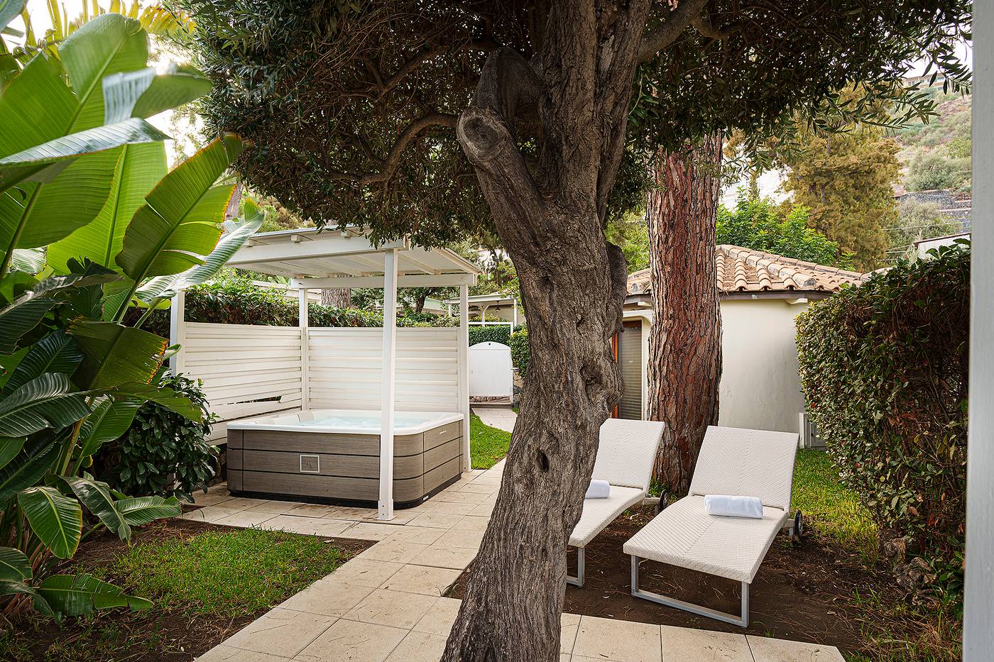 La-Plage-Resort-Room-63