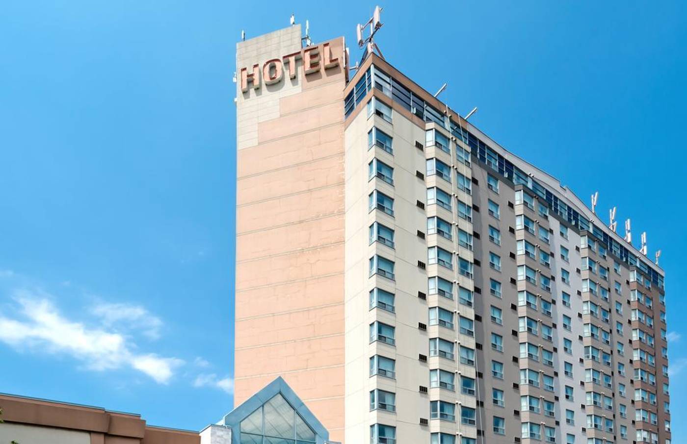 Sandman Signature Mississauga Hotel-Canada-MISSISSAUGA-General view-2