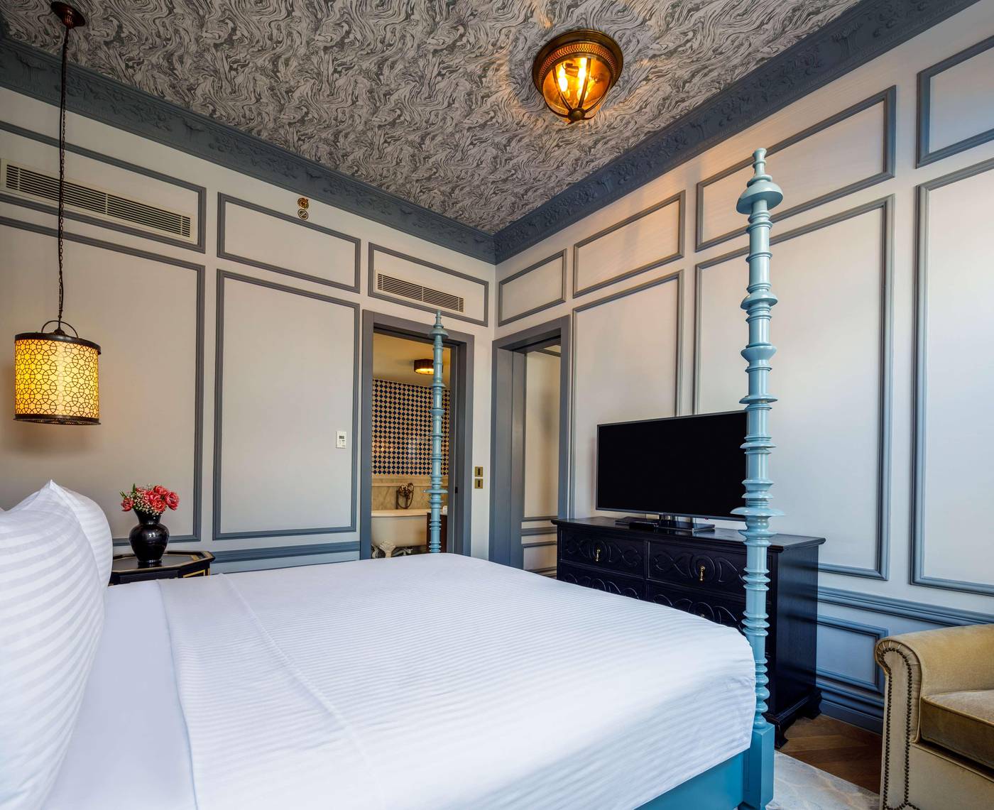 Hagia-Sofia-Mansions-Curio-Collection-by-Hilton-Room-44