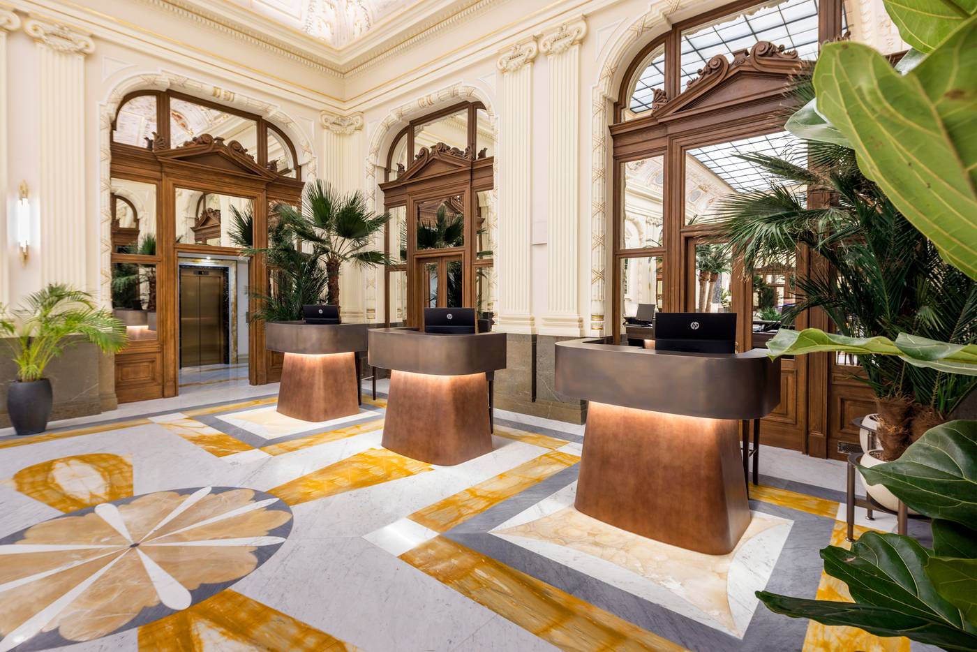 HOTEL-CARLO-IV--BOSCOLO-PRAHA-Lobby-2
