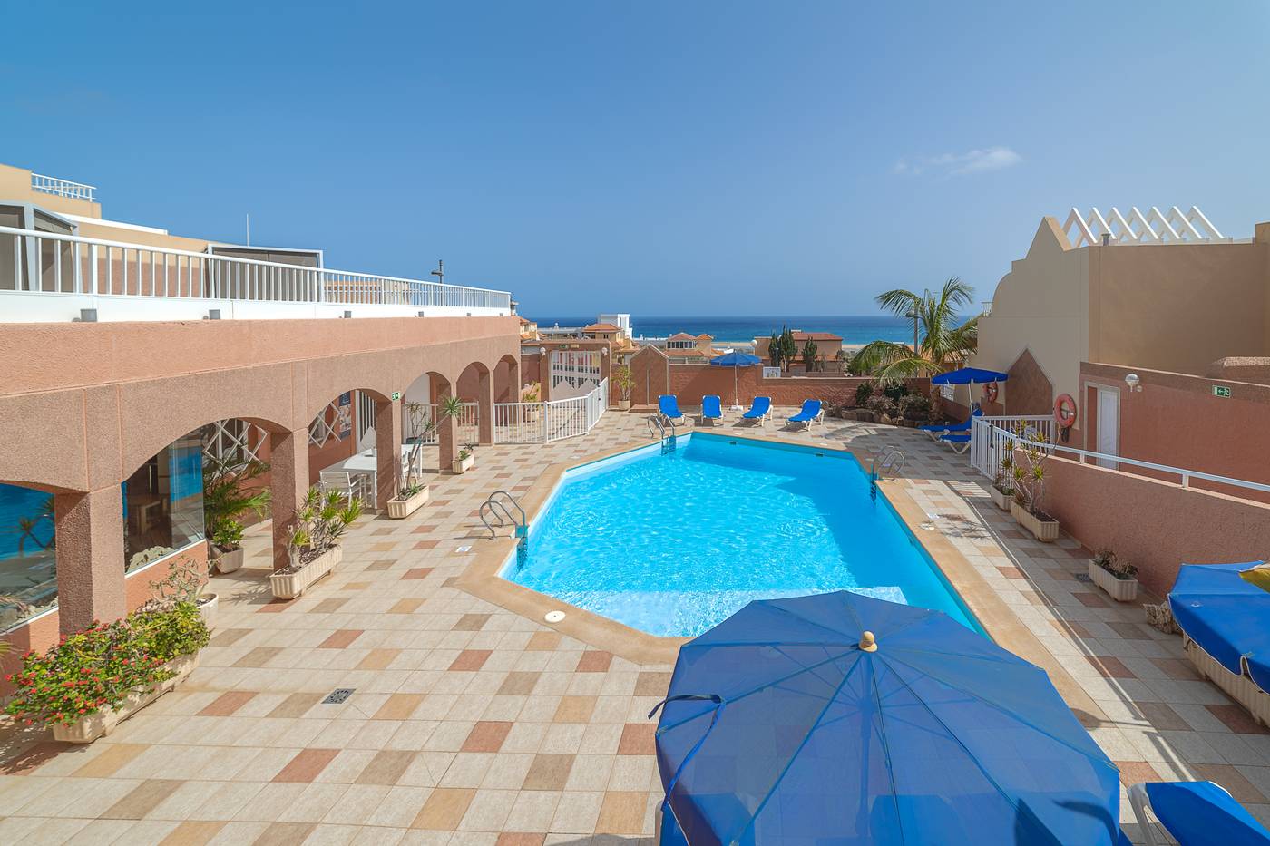 Villas-Monte-Solana-by-Livvo-Lobby-2