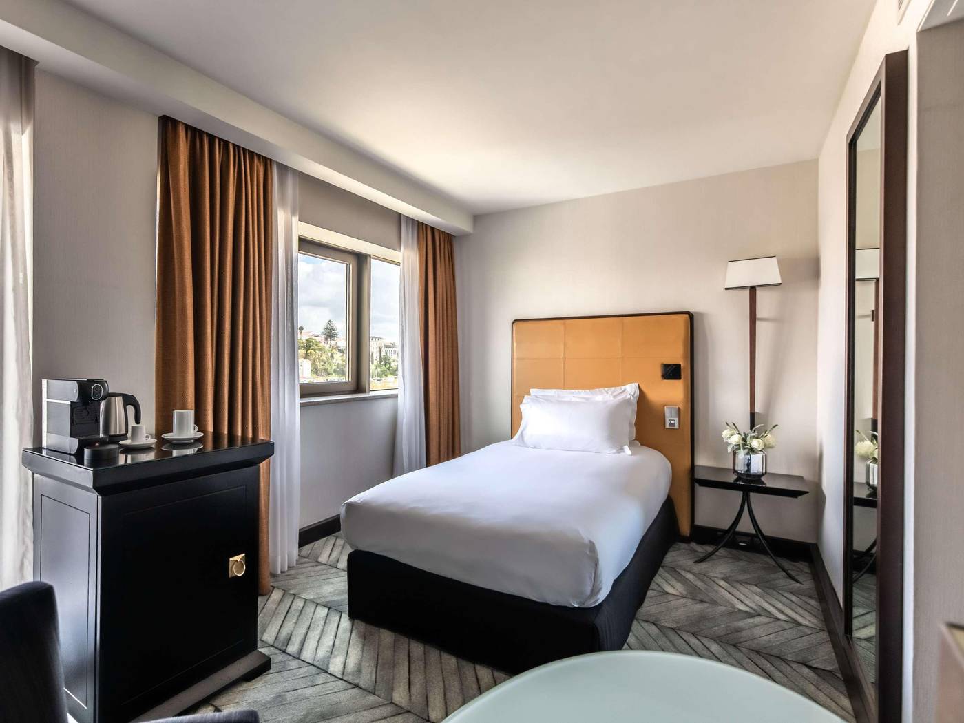 Sofitel-Lisbon-Liberdade-Room-29
